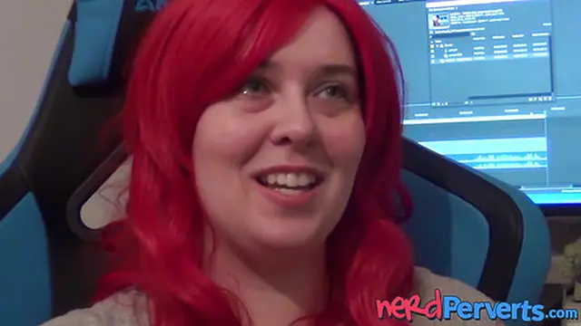 Sarah Jane and Leia Organa enjoy their first lesbian encounter