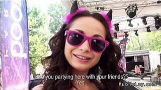 Dude fucks hot amateur outdoor POV at music festival