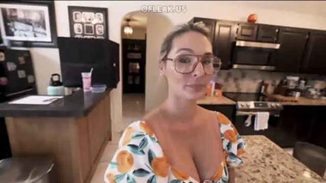 Siding with my milf during divorce - Mandy Rhea