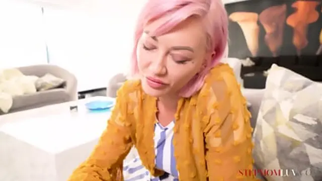 Seductive milf Adira Allure Lures boyfriend for Explicit Encounter