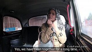 Czech Blonde Slips Into Hot Taxi淫 Encounter